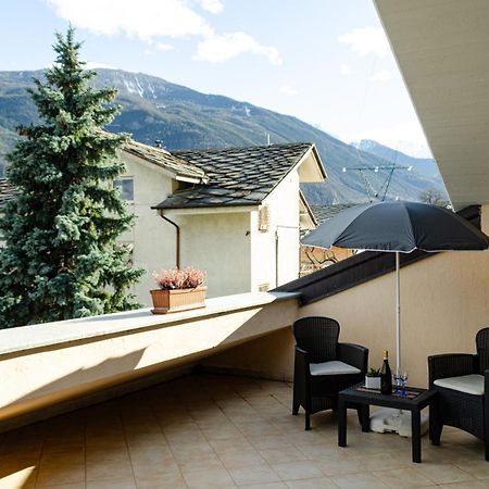 Sarre Skyline Apartment - Relax In Valle D'Aosta Exterior foto